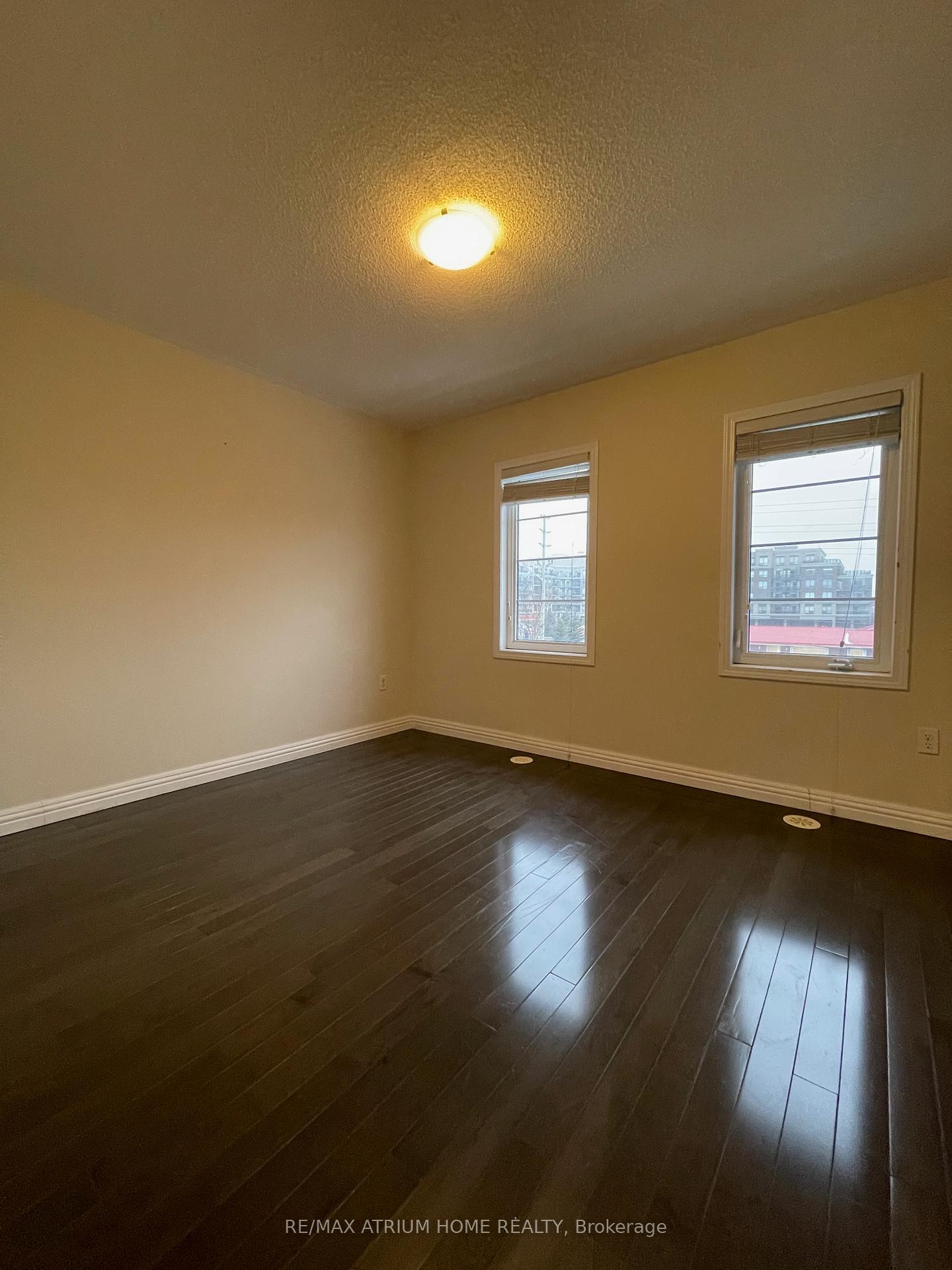 Photo 10 of 46 Beehive Lane, Markham, Wismer — HOMEH