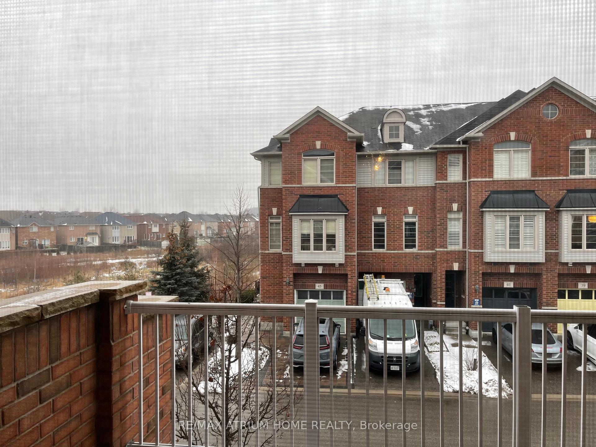 Photo 11 of 46 Beehive Lane, Markham, Wismer — HOMEH