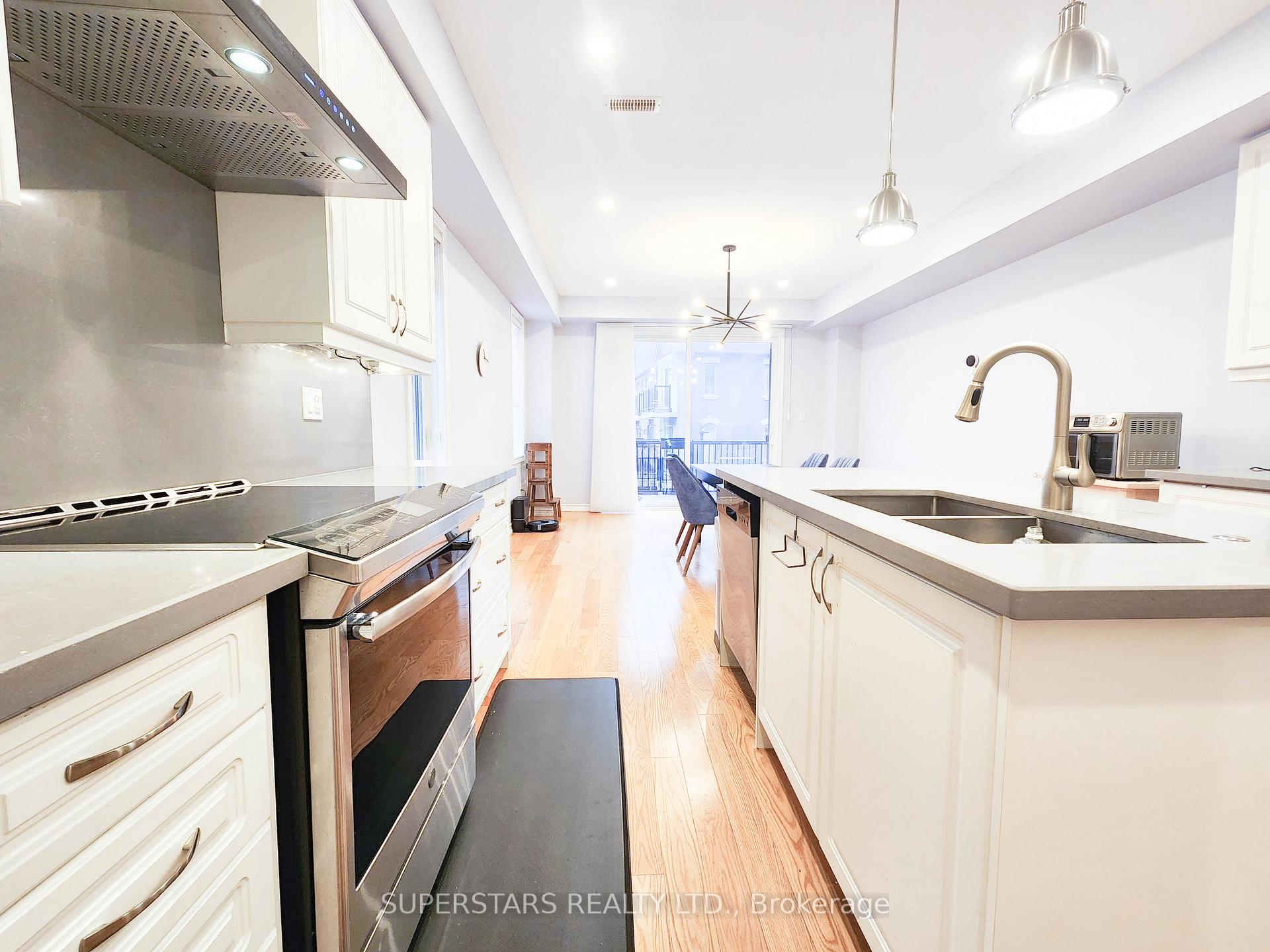 Photo 3 of 222 William Forster Road, Markham, Cornell — HOMEH