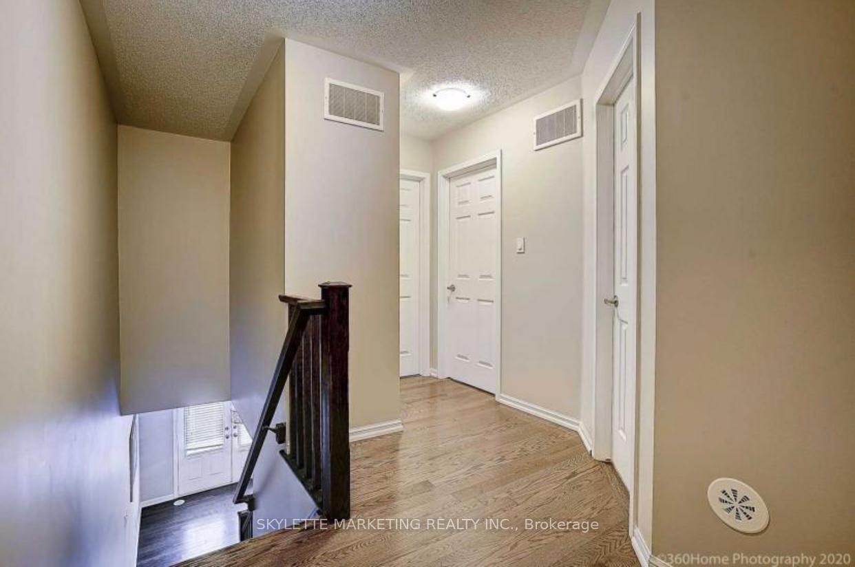 Photo 3 of 238 Mortimer Crescent, Milton, Harrison — HOMEH