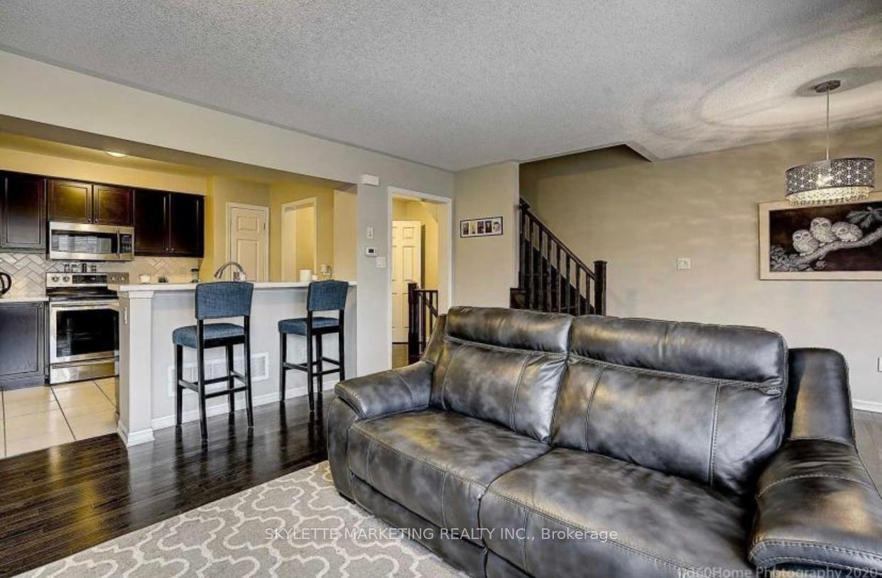 Photo 9 of 238 Mortimer Crescent, Milton, Harrison — HOMEH