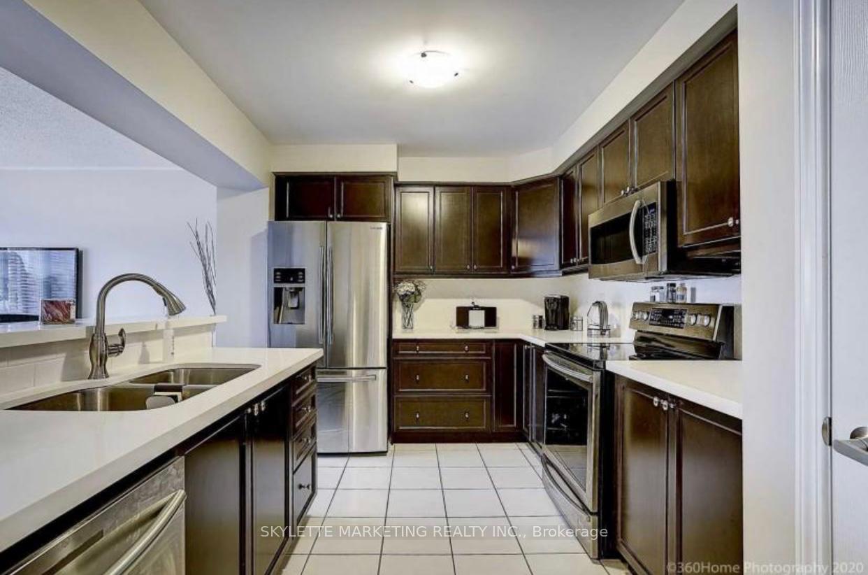 Photo 14 of 238 Mortimer Crescent, Milton, Harrison — HOMEH