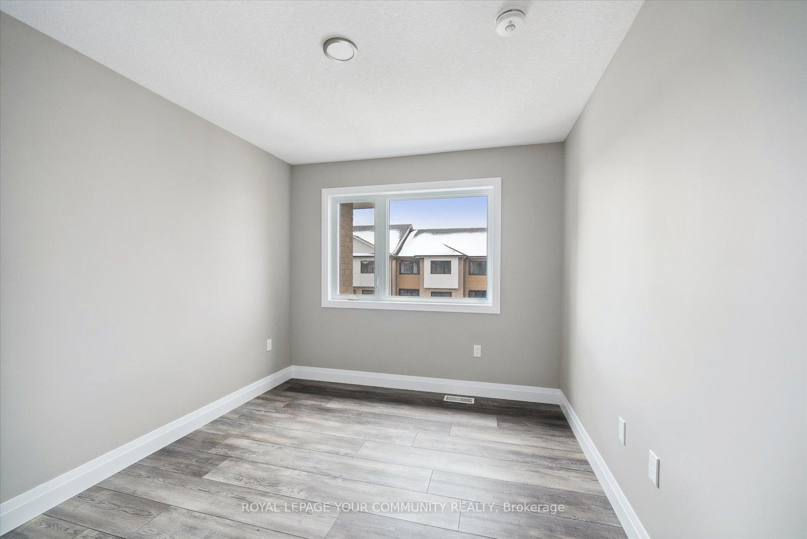 Photo 18 of Unit #4, 182 Bridge Crescent, Minto — HOMEH