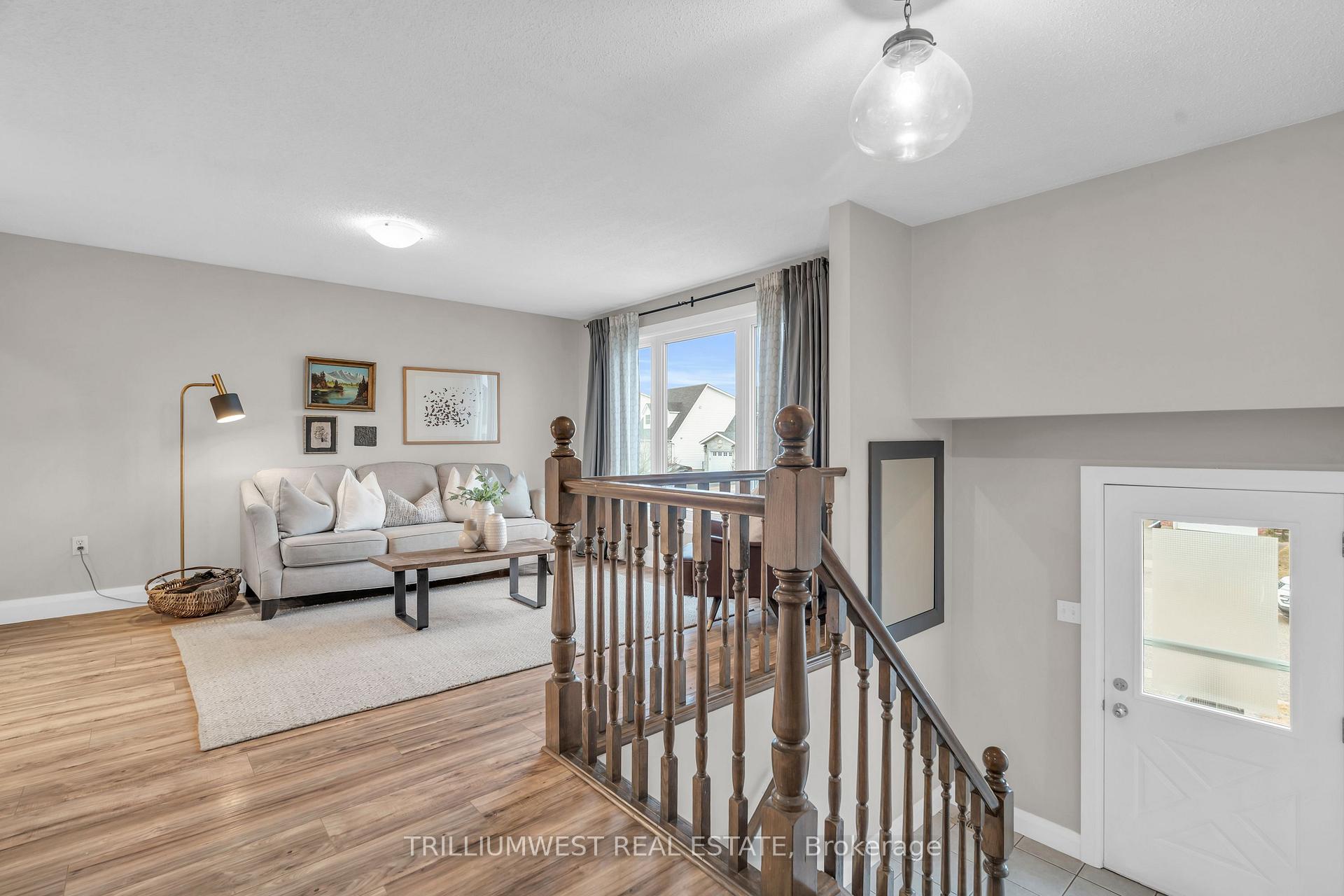 Photo 6 of 339 Misty Crescent, Kitchener — HOMEH