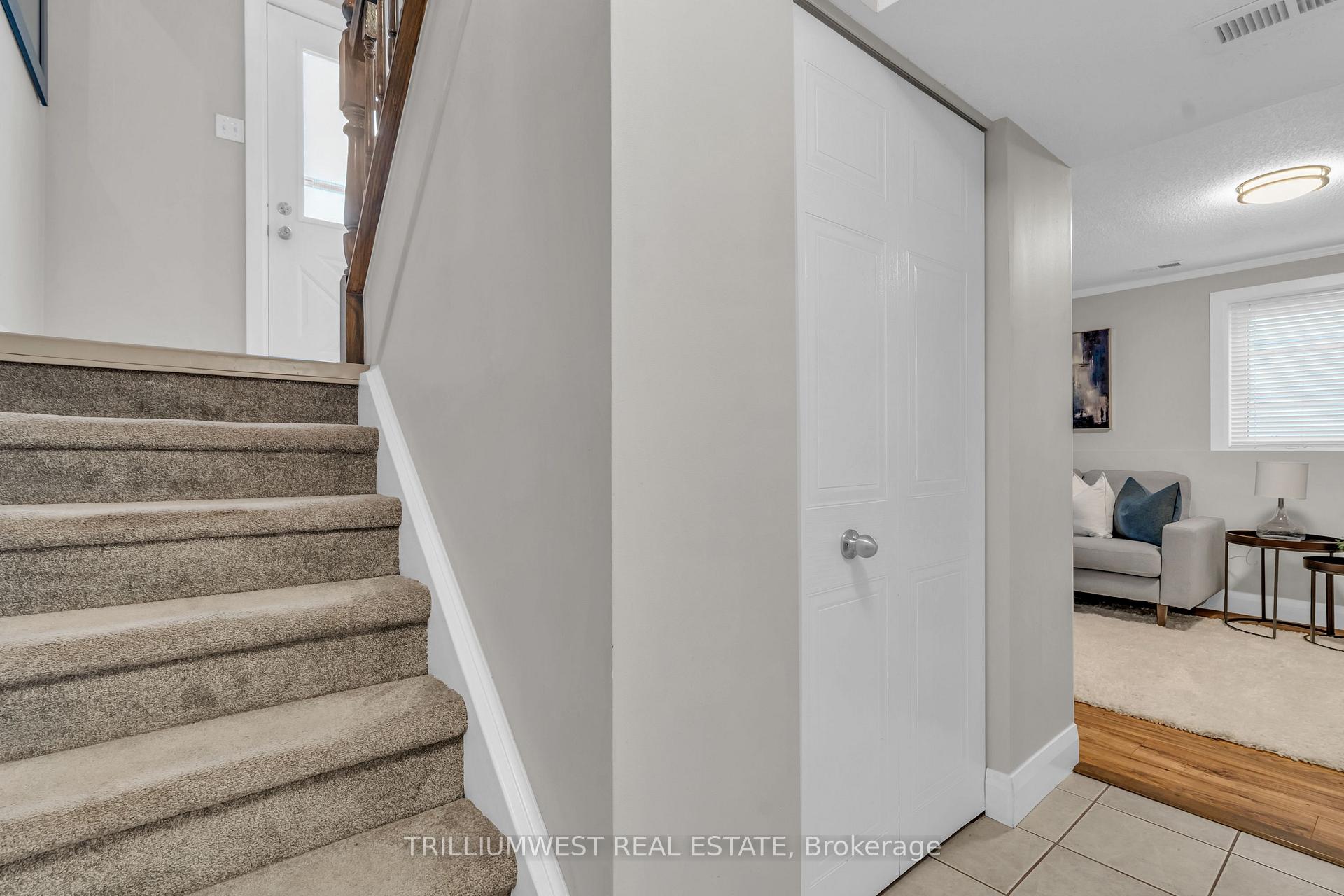 Photo 23 of 339 Misty Crescent, Kitchener — HOMEH