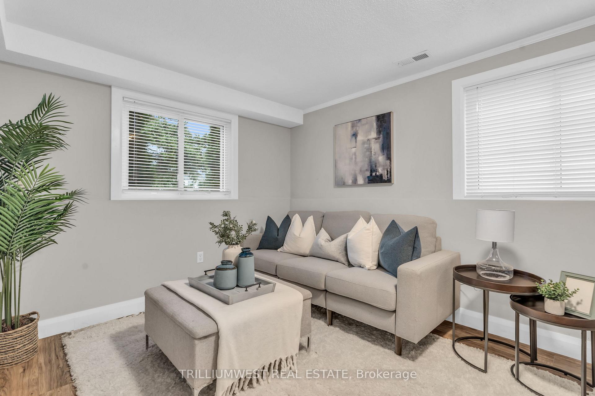 Photo 26 of 339 Misty Crescent, Kitchener — HOMEH
