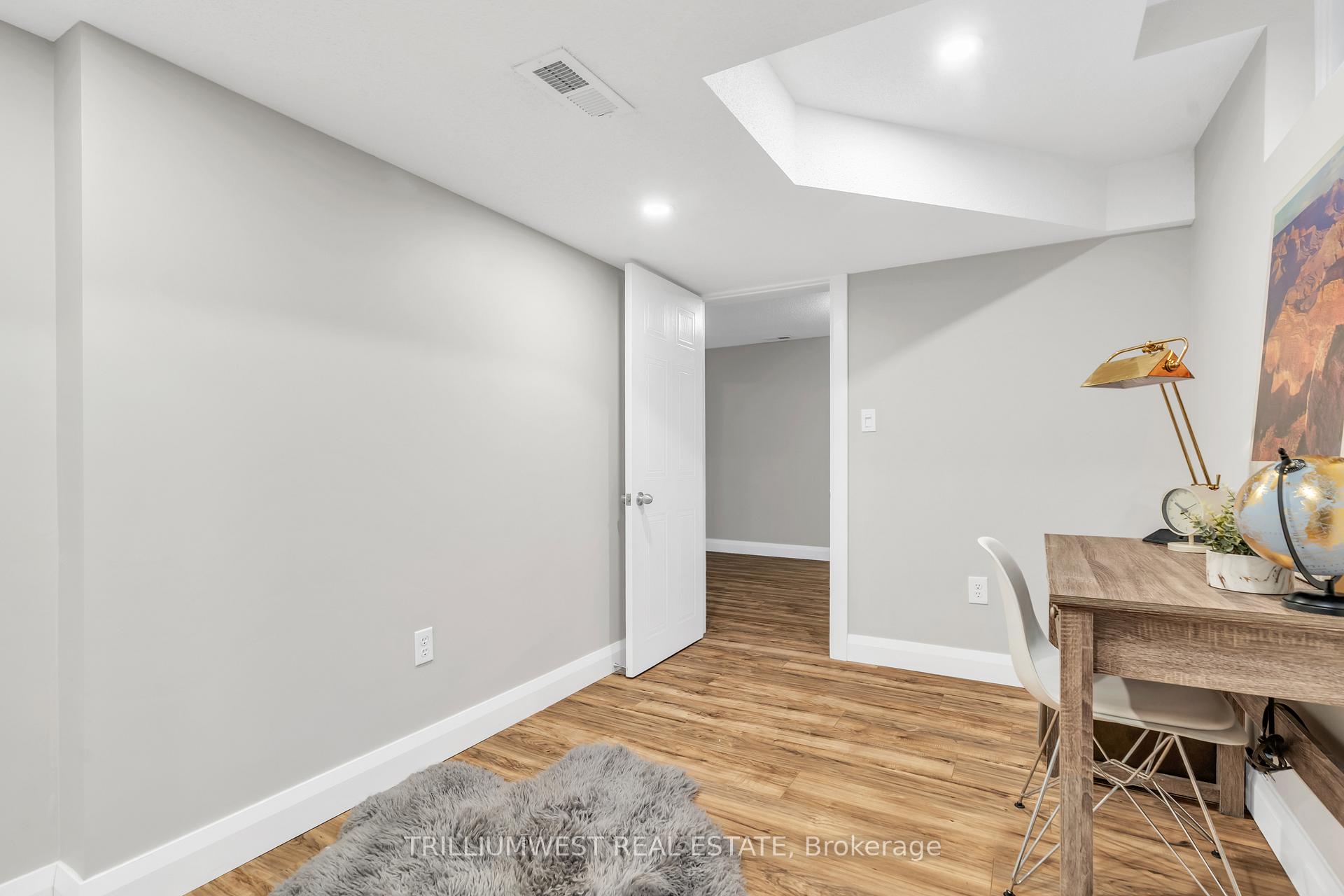 Photo 32 of 339 Misty Crescent, Kitchener — HOMEH