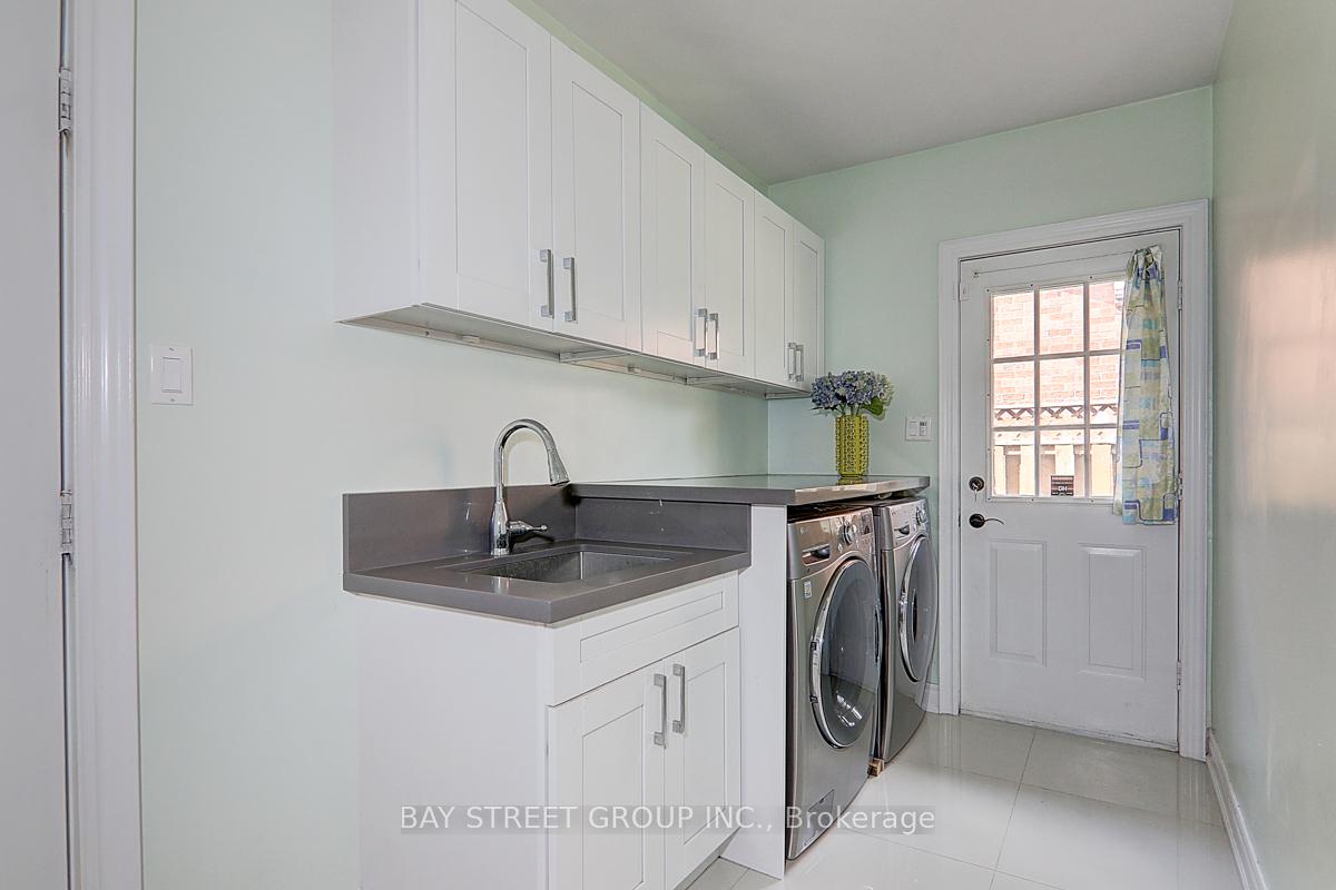 Photo 23 of 39 Calderbridge Crescent, Markham, Unionville — HOMEH