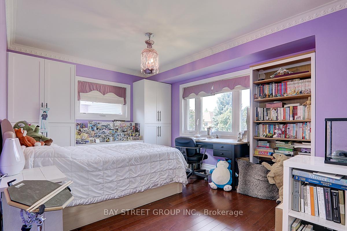 Photo 32 of 39 Calderbridge Crescent, Markham, Unionville — HOMEH