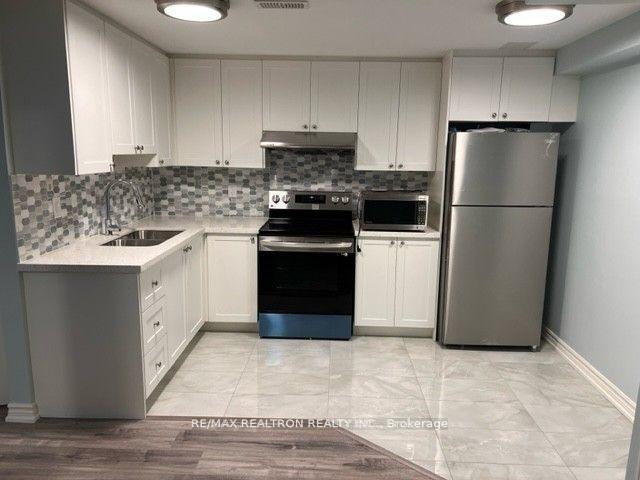 Photo 3 of 1388 Castlemore Avenue, Markham, Greensborough — HOMEH