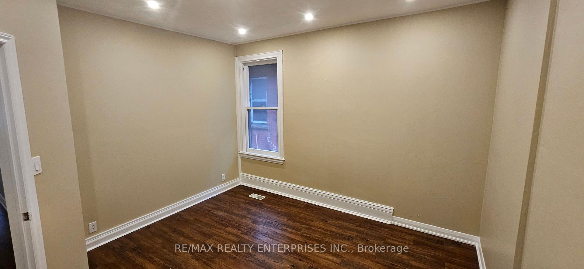 Photo 9 of Unit Unit 2, 59 Young Street, Hamilton, Corktown — HOMEH