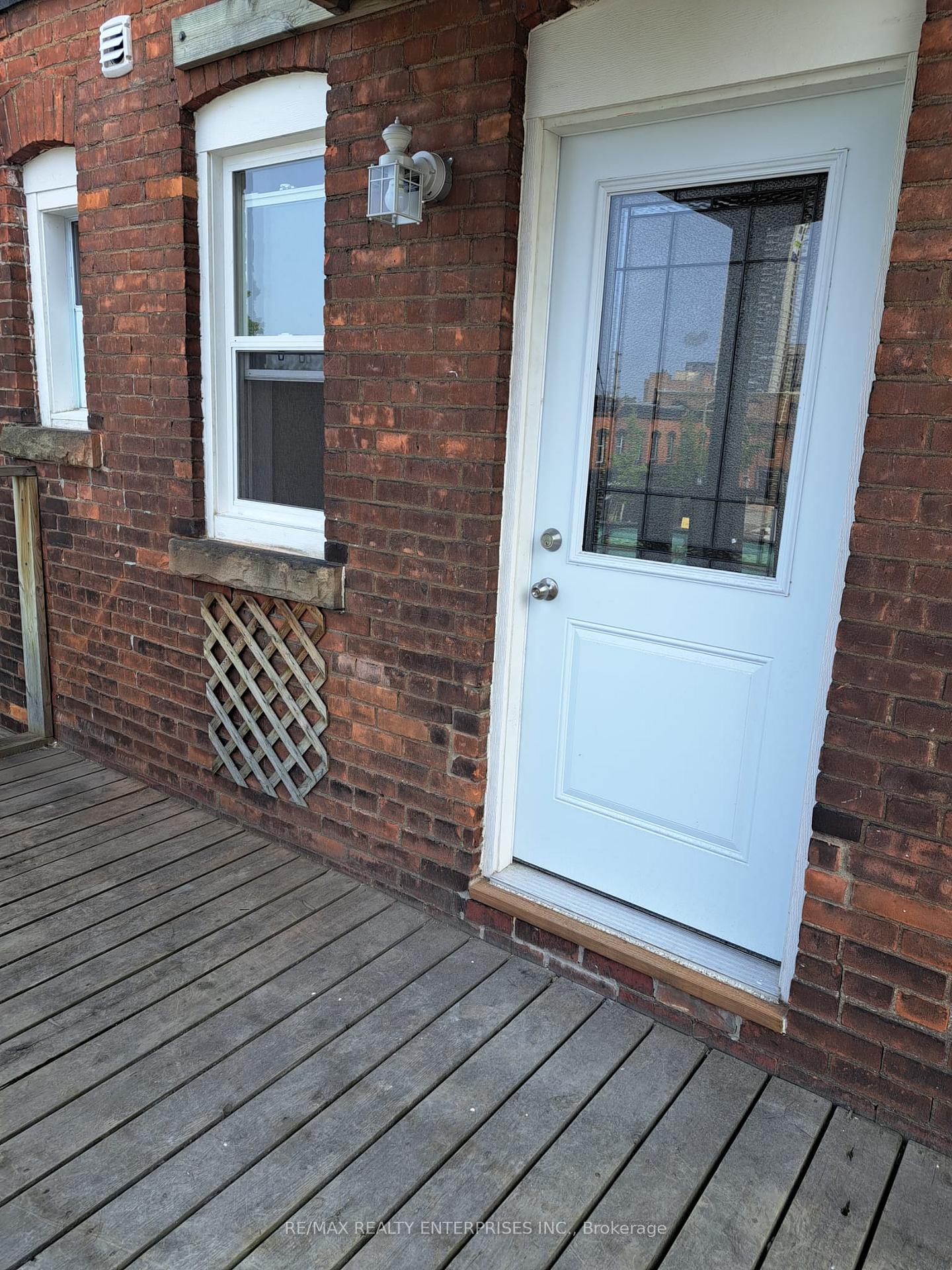 Photo 11 of Unit Unit 2, 59 Young Street, Hamilton, Corktown — HOMEH