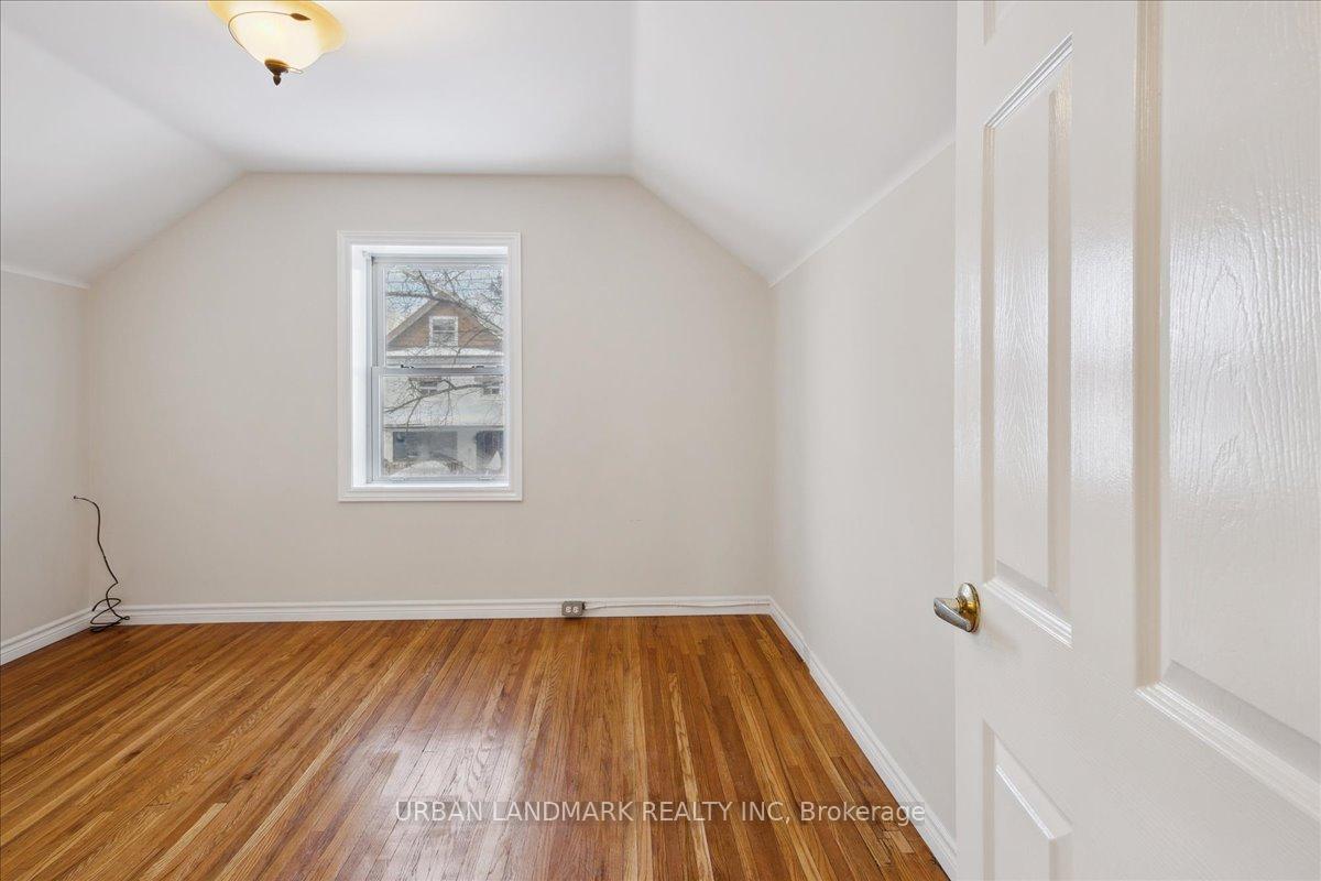 Photo 22 of 411 Elizabeth Street, Midland — HOMEH