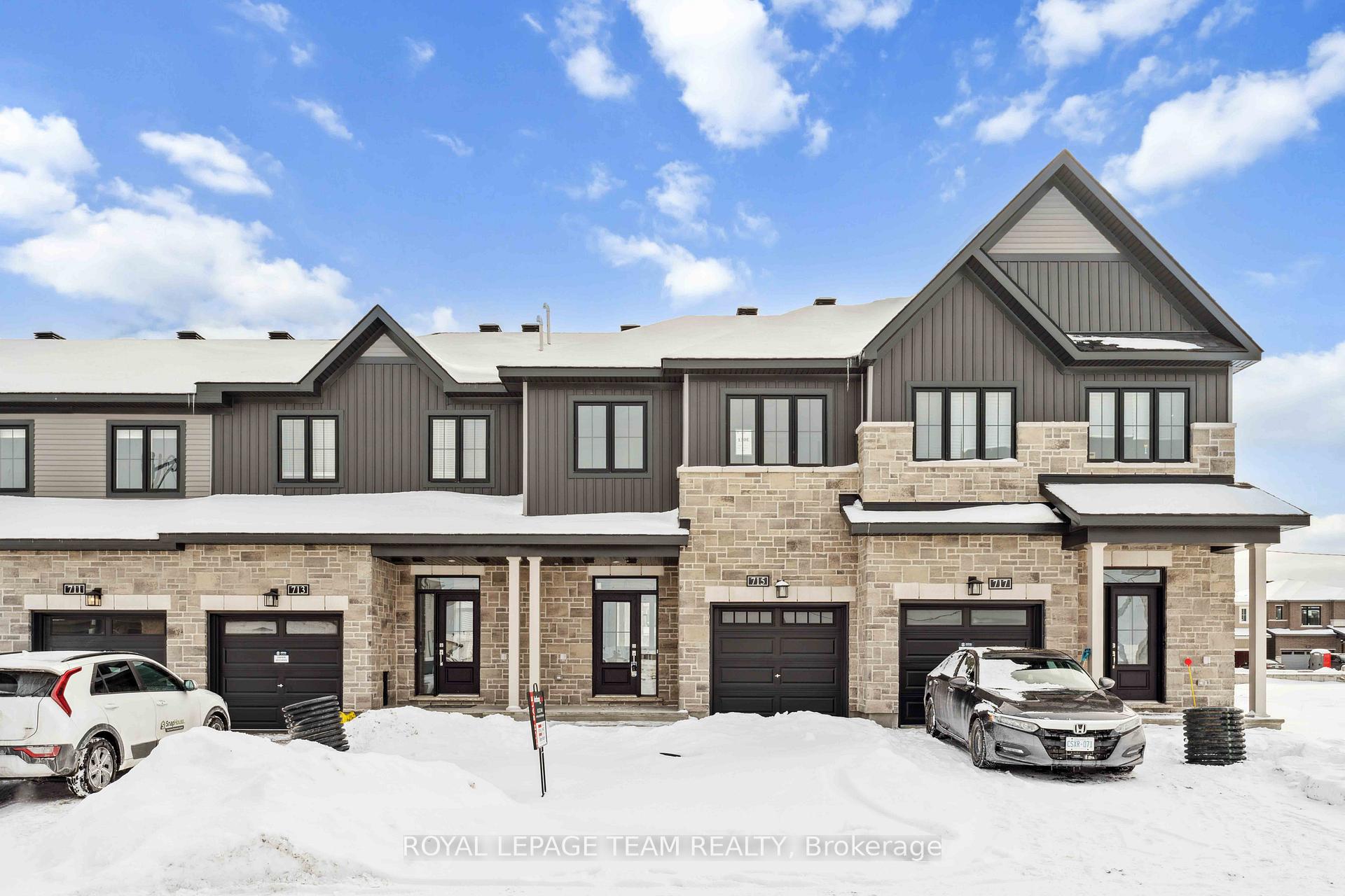 Photo 1 of 715 Fairline Row, Ottawa, Kanata - Emerald Meadows/Trailwest — HOMEH