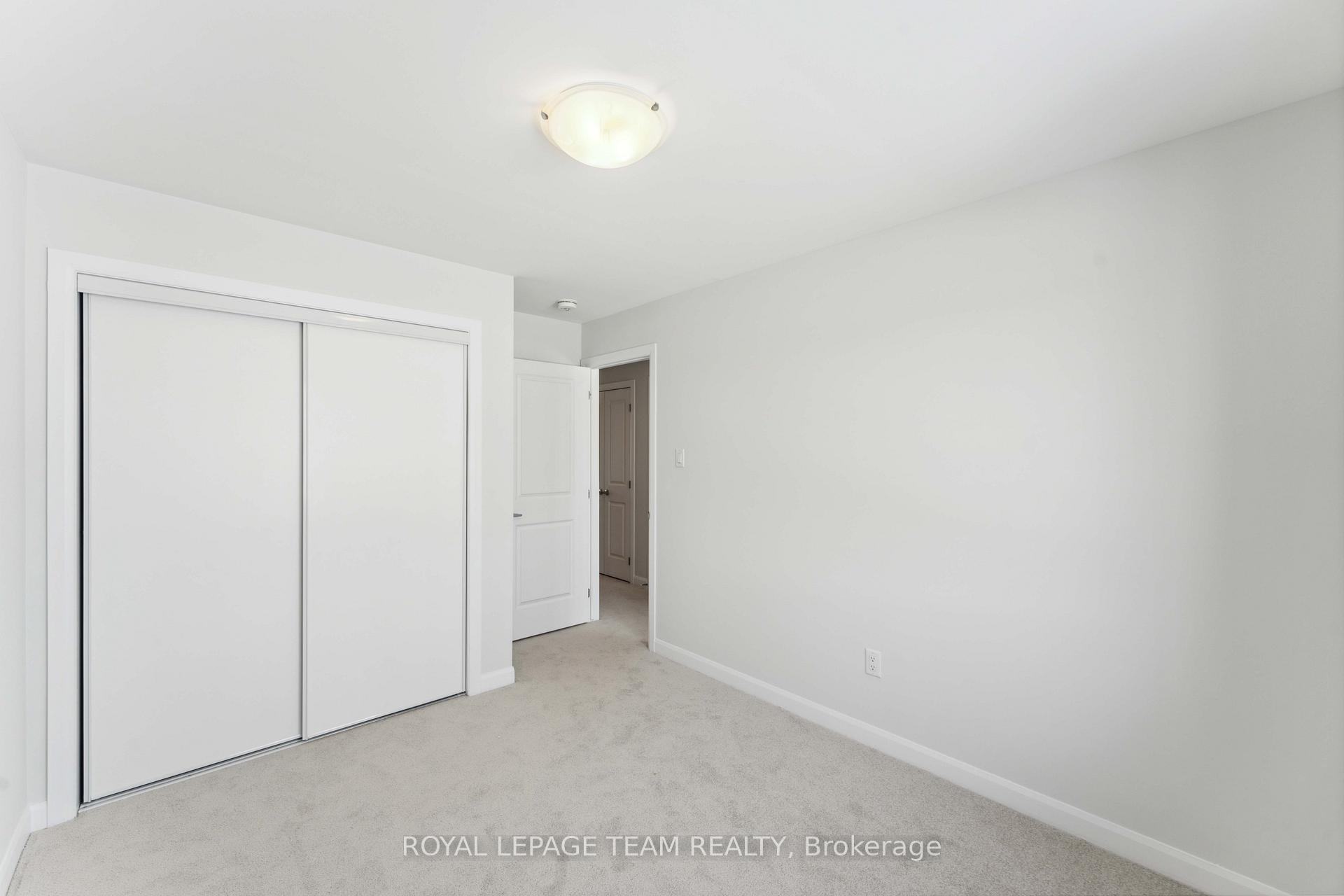 Photo 20 of 715 Fairline Row, Ottawa, Kanata - Emerald Meadows/Trailwest — HOMEH
