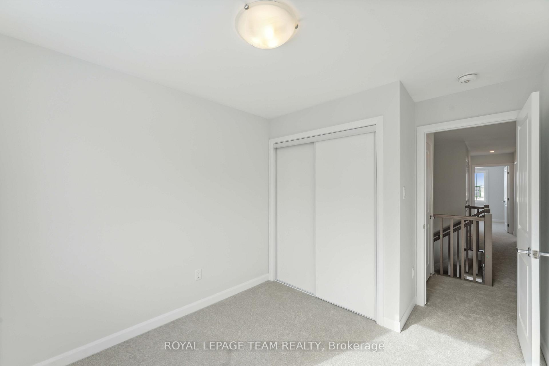 Photo 22 of 715 Fairline Row, Ottawa, Kanata - Emerald Meadows/Trailwest — HOMEH