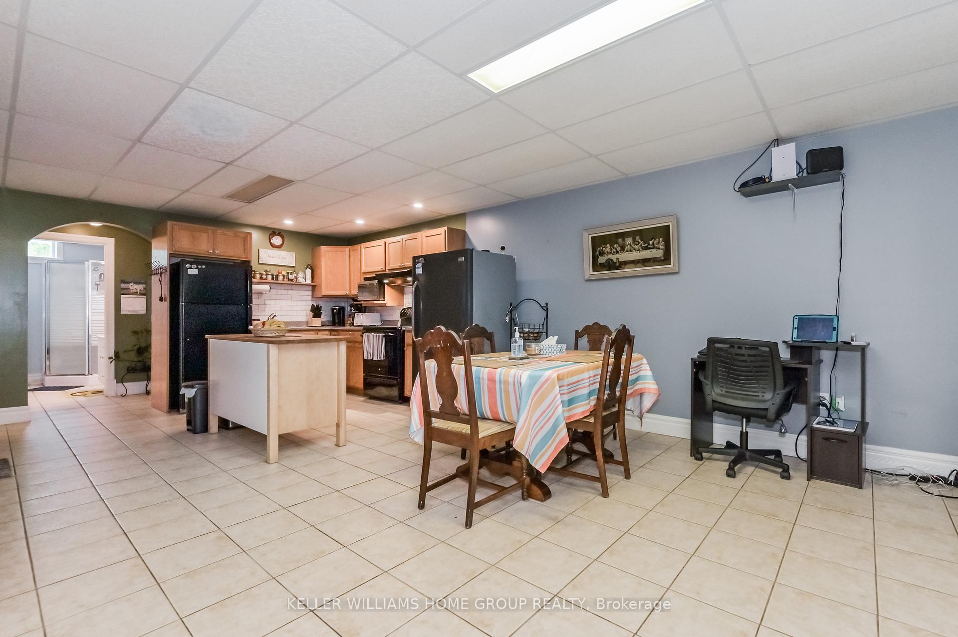 Photo 21 of 27 Highland Road, Minto — HOMEH