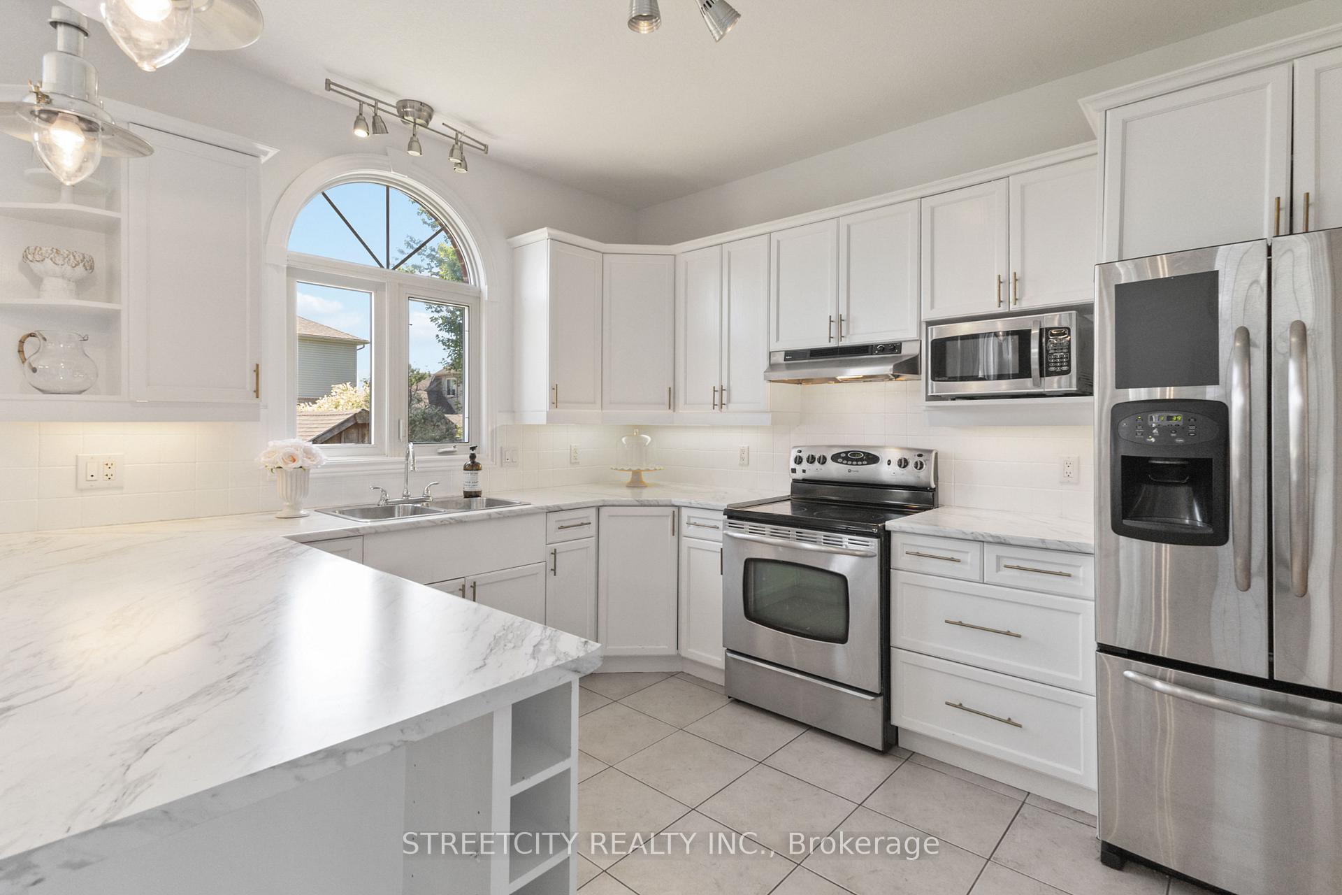 Photo 15 of 201 Willow Ridge Road, Middlesex Centre, Ilderton — HOMEH