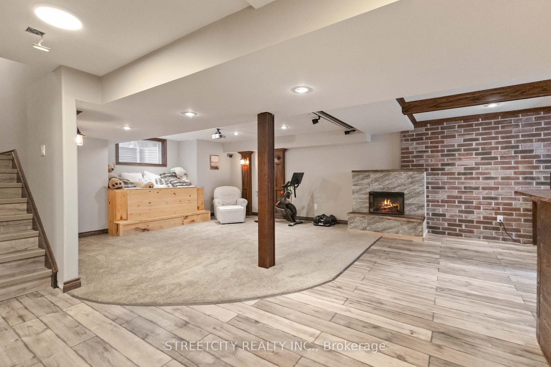 Photo 32 of 201 Willow Ridge Road, Middlesex Centre, Ilderton — HOMEH