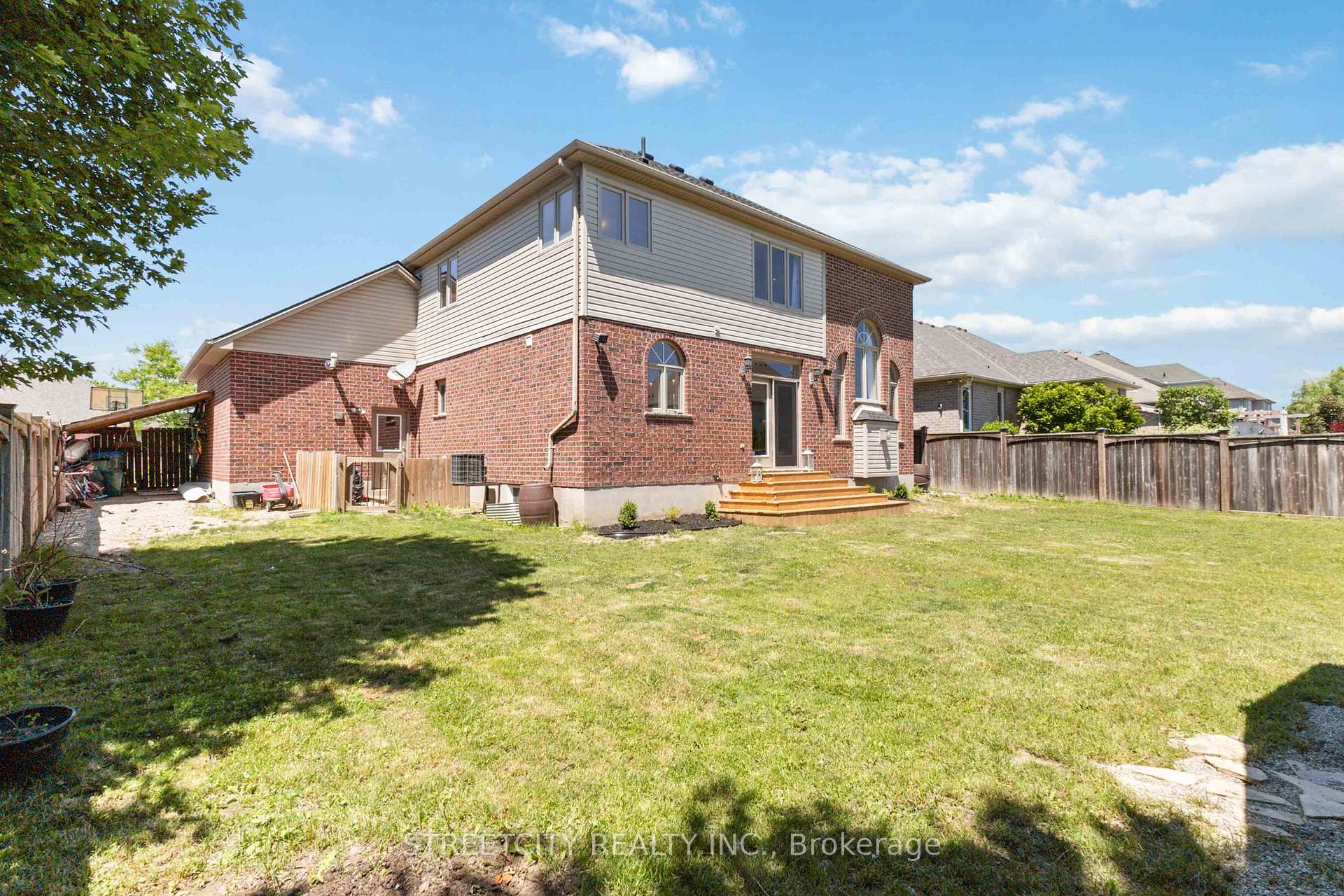 Photo 37 of 201 Willow Ridge Road, Middlesex Centre, Ilderton — HOMEH
