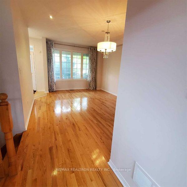 Photo 2 of 135 Stalmaster Road, Markham, Greensborough — HOMEH