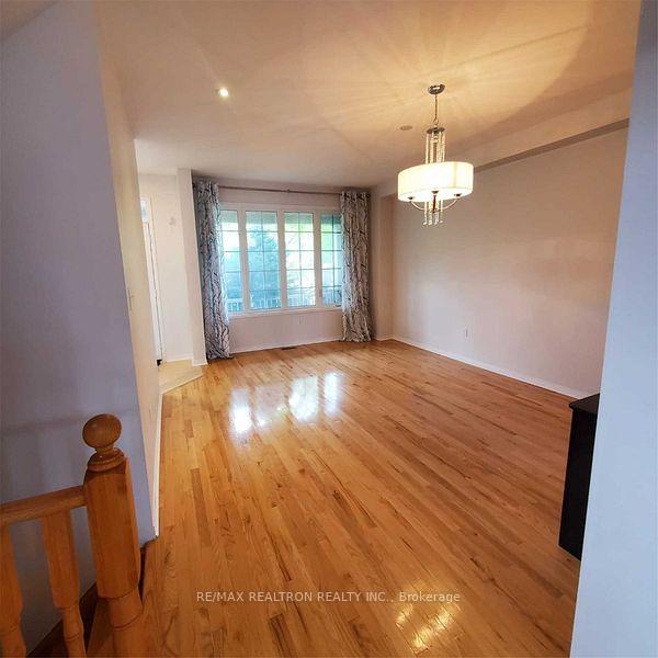 Photo 4 of 135 Stalmaster Road, Markham, Greensborough — HOMEH