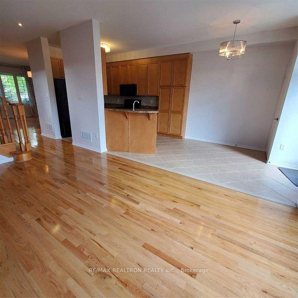 Photo 5 of 135 Stalmaster Road, Markham, Greensborough — HOMEH