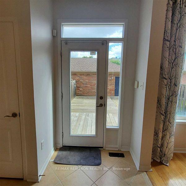 Photo 9 of 135 Stalmaster Road, Markham, Greensborough — HOMEH
