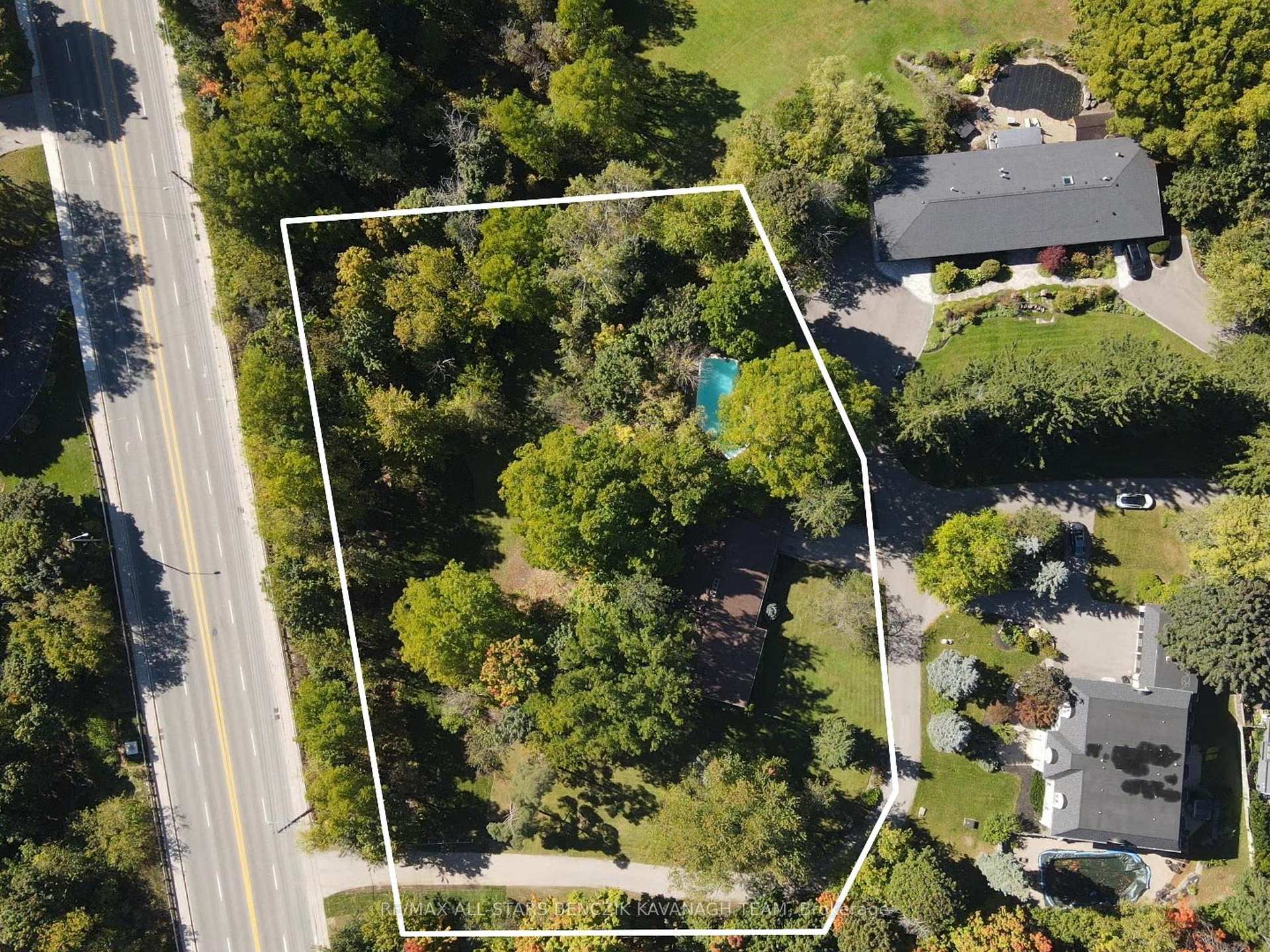 Photo 37 of 2 Savannah Crescent, Markham, Markham Village — HOMEH
