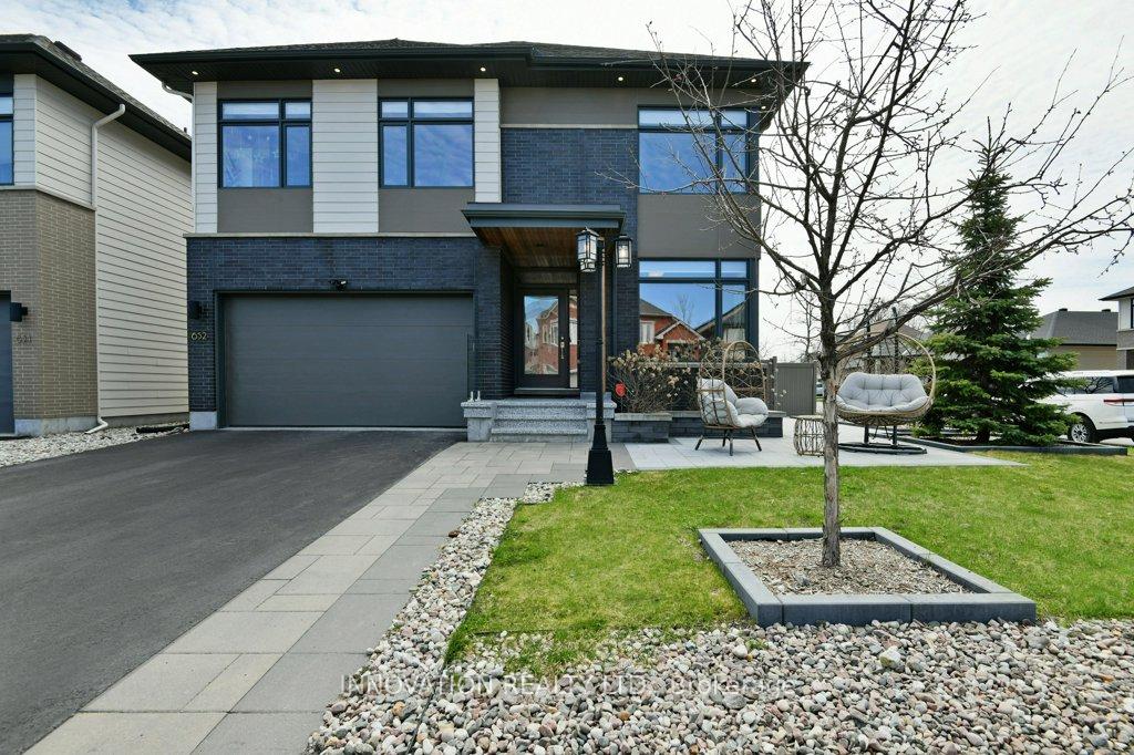 Photo 1 of 652 Bridleglen Crescent, Ottawa, Kanata - Emerald Meadows/Trailwest — HOMEH