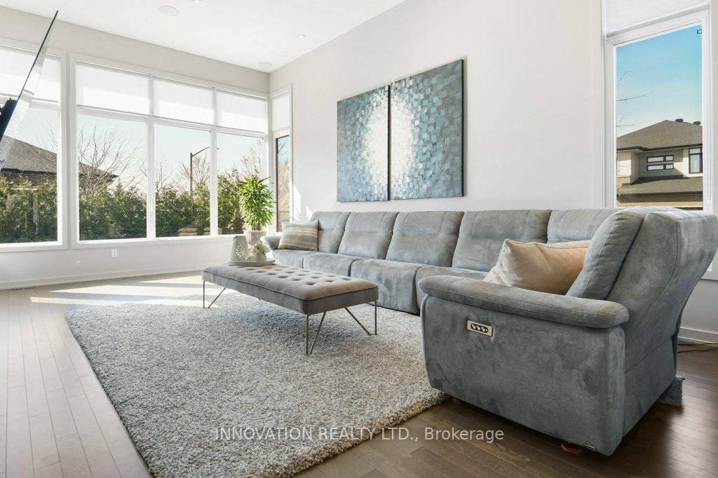 Photo 6 of 652 Bridleglen Crescent, Ottawa, Kanata - Emerald Meadows/Trailwest — HOMEH