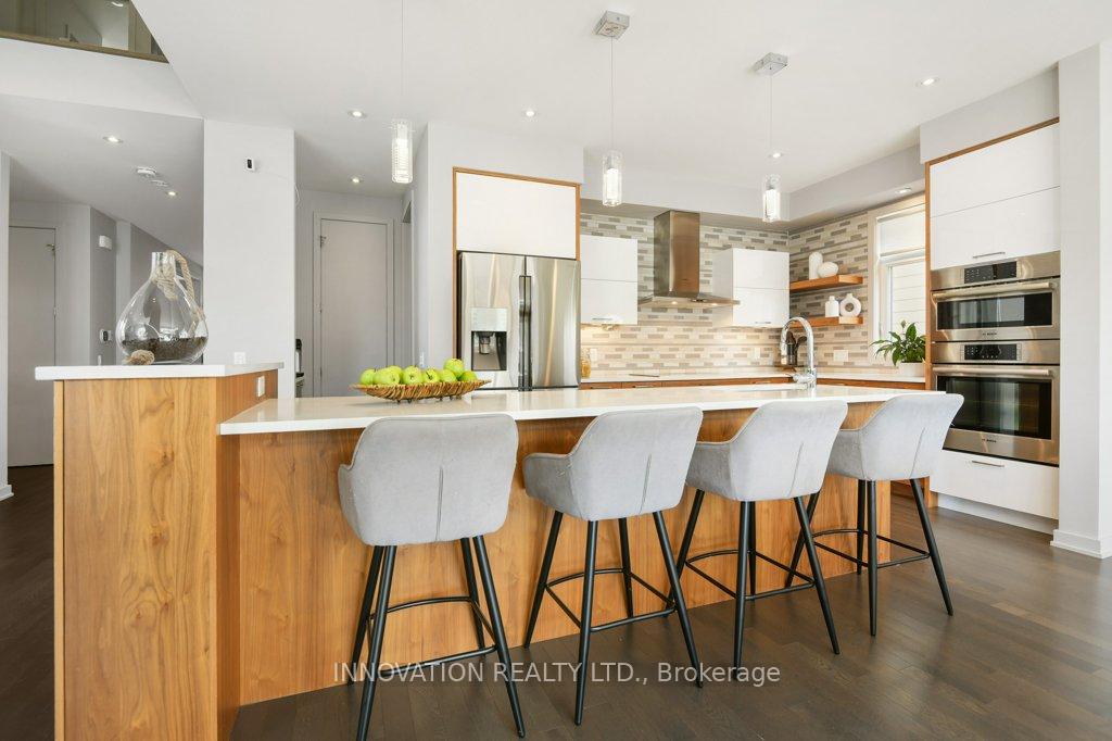 Photo 10 of 652 Bridleglen Crescent, Ottawa, Kanata - Emerald Meadows/Trailwest — HOMEH