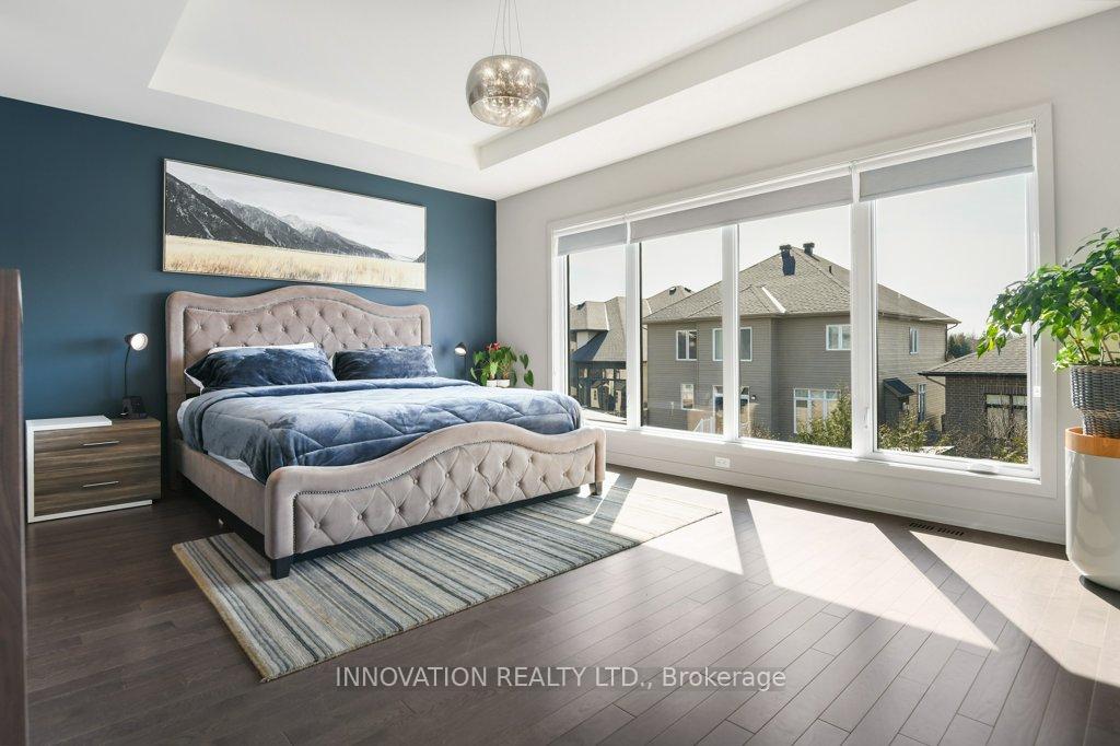 Photo 15 of 652 Bridleglen Crescent, Ottawa, Kanata - Emerald Meadows/Trailwest — HOMEH