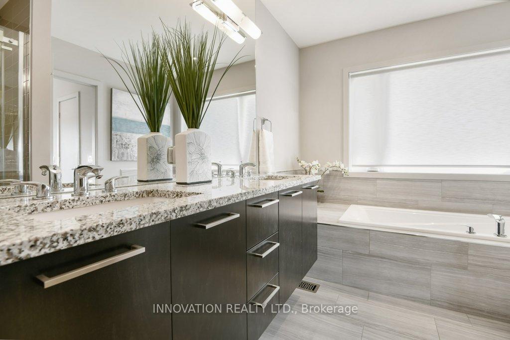 Photo 17 of 652 Bridleglen Crescent, Ottawa, Kanata - Emerald Meadows/Trailwest — HOMEH