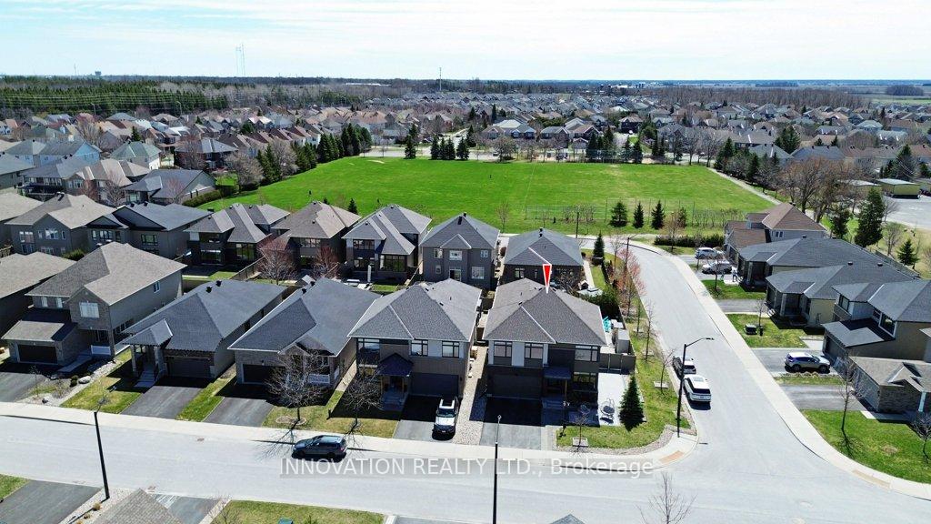Photo 37 of 652 Bridleglen Crescent, Ottawa, Kanata - Emerald Meadows/Trailwest — HOMEH