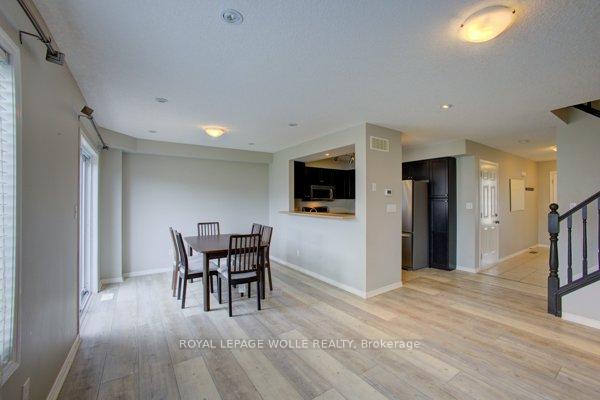 Photo 8 of 945 Zeller Crescent, Kitchener — HOMEH