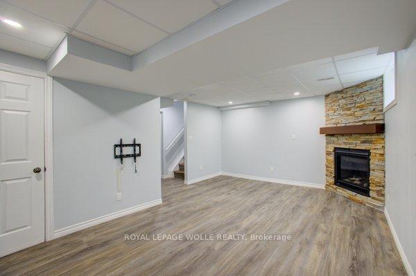 Photo 16 of 945 Zeller Crescent, Kitchener — HOMEH