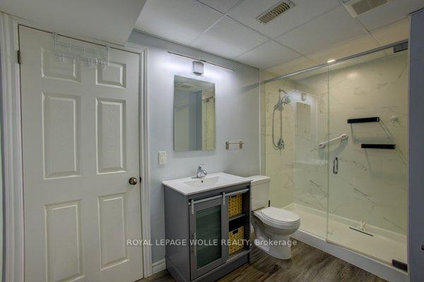Photo 17 of 945 Zeller Crescent, Kitchener — HOMEH