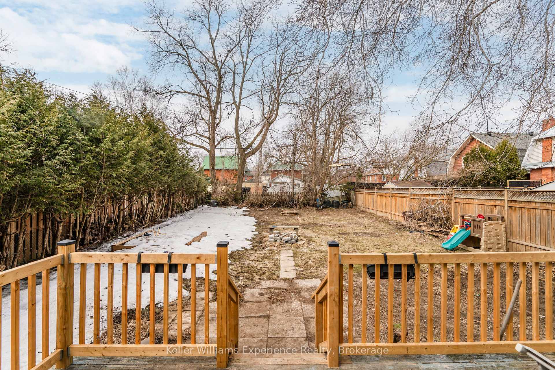 Photo 31 of 396 Russell Street, Midland — HOMEH