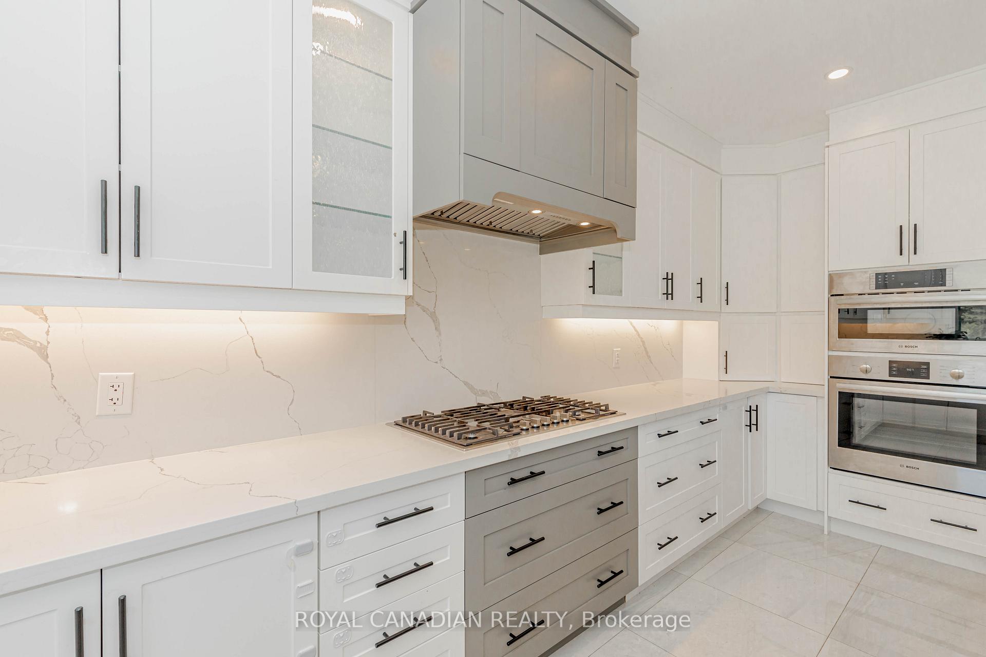 Photo 16 of 74 Cattail Crescent, Hamilton, Waterdown — HOMEH