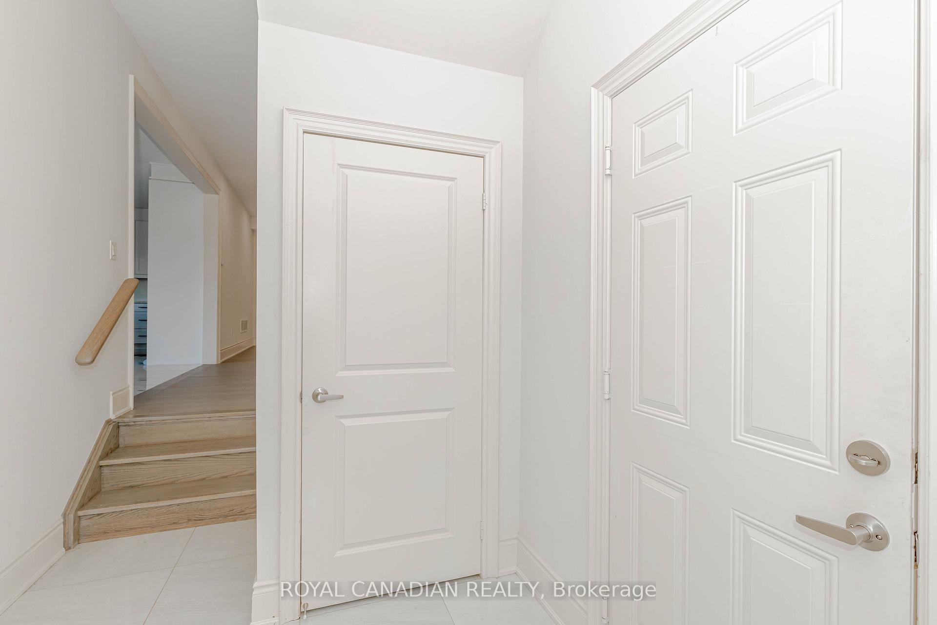 Photo 22 of 74 Cattail Crescent, Hamilton, Waterdown — HOMEH