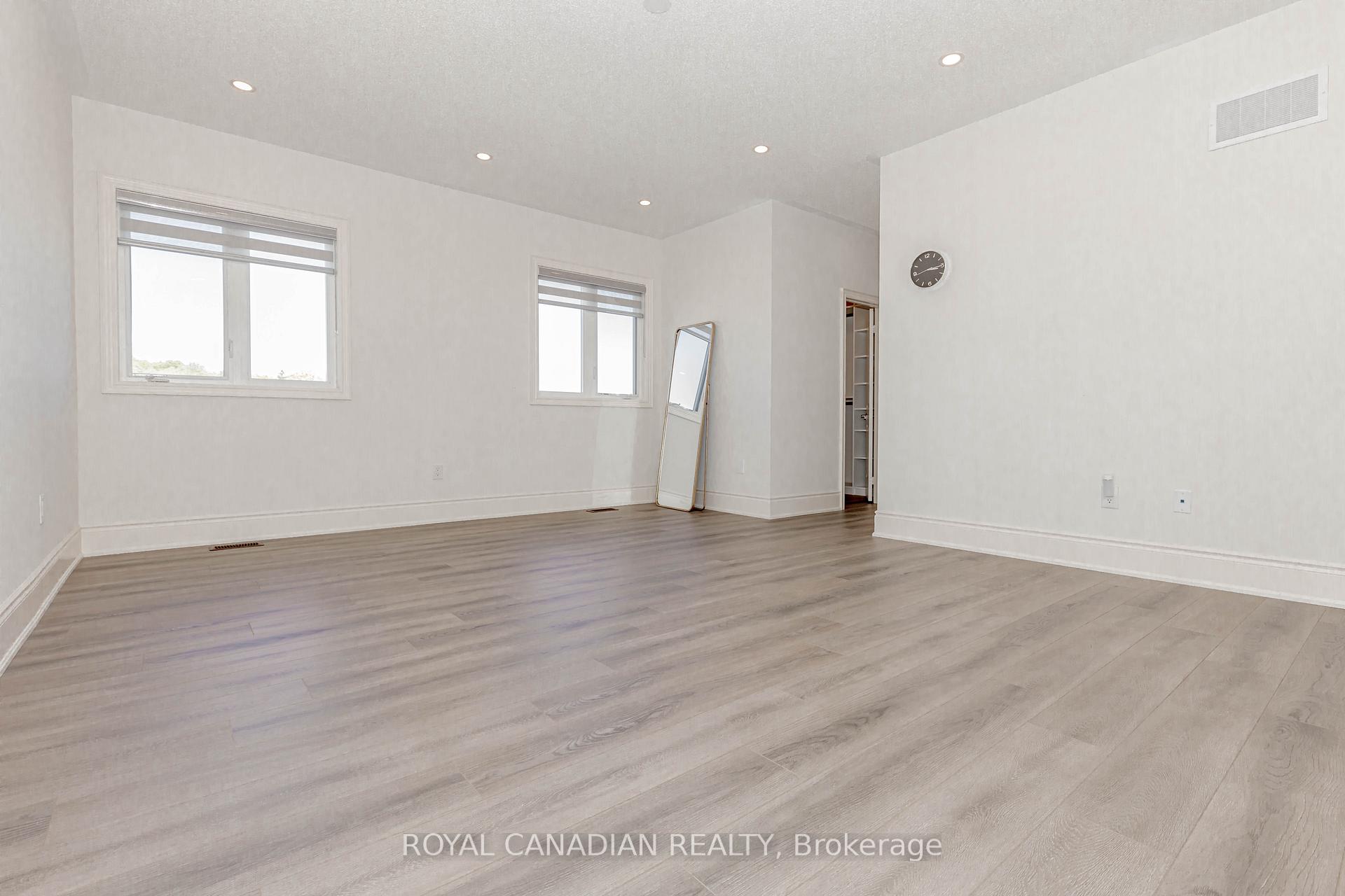 Photo 27 of 74 Cattail Crescent, Hamilton, Waterdown — HOMEH