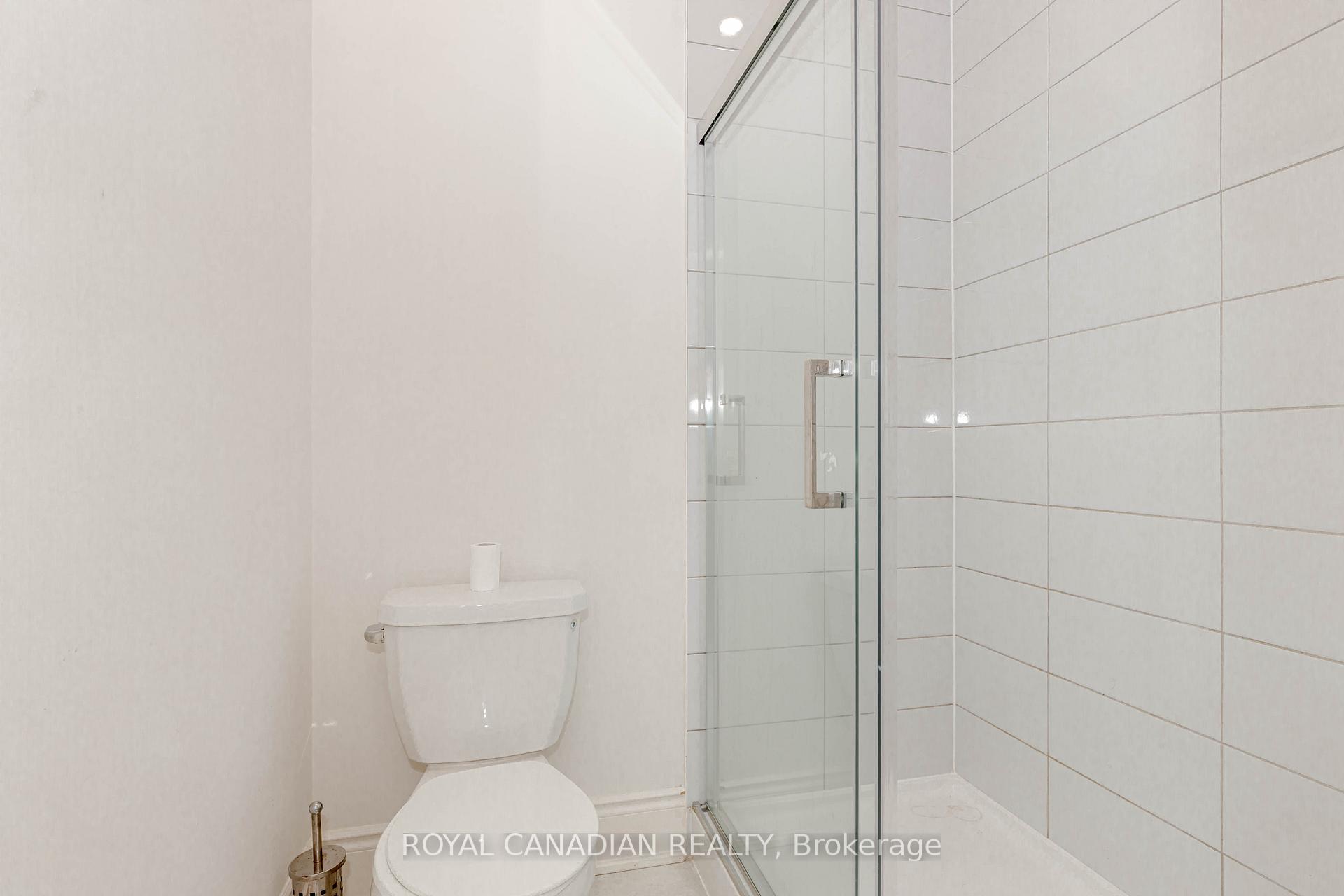 Photo 36 of 74 Cattail Crescent, Hamilton, Waterdown — HOMEH