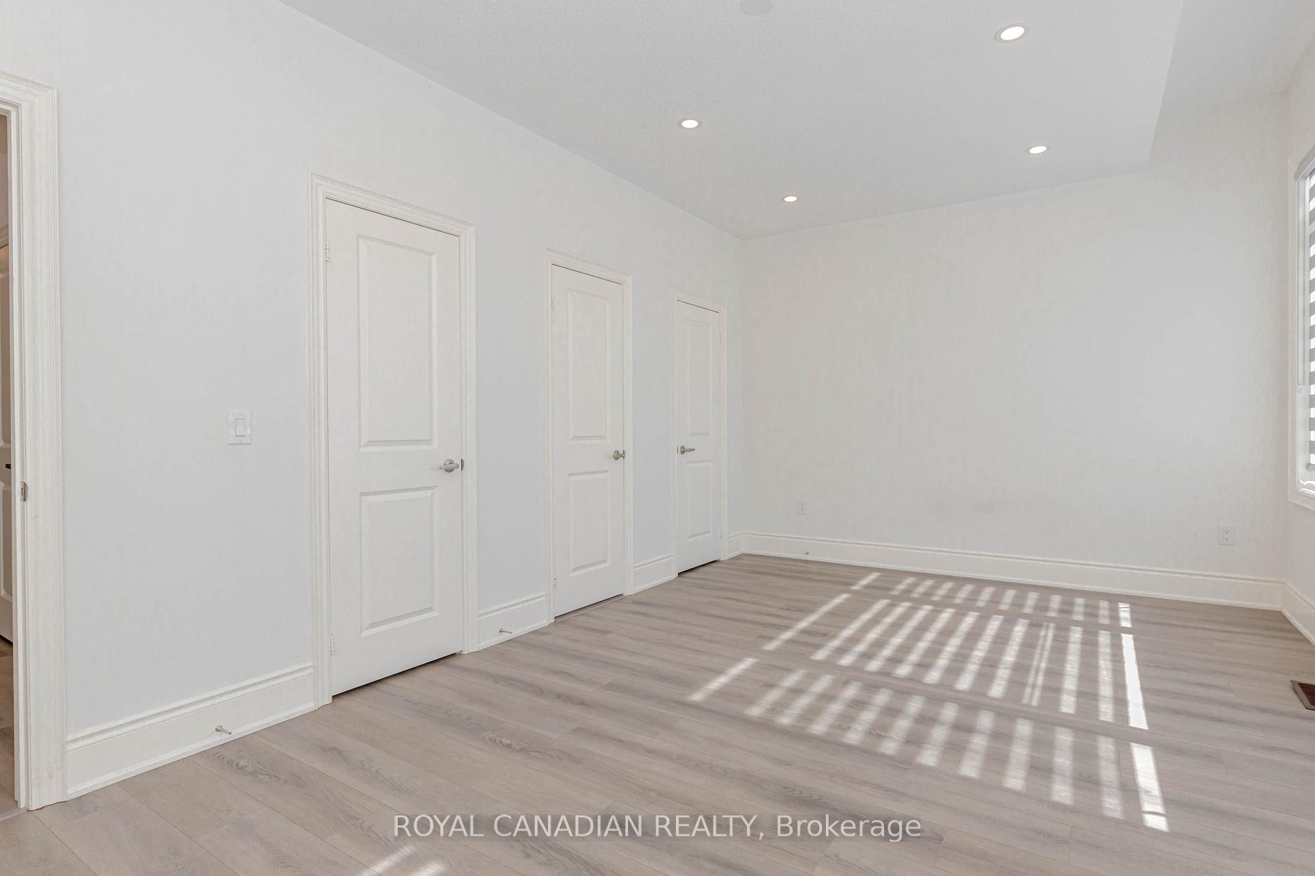 Photo 45 of 74 Cattail Crescent, Hamilton, Waterdown — HOMEH