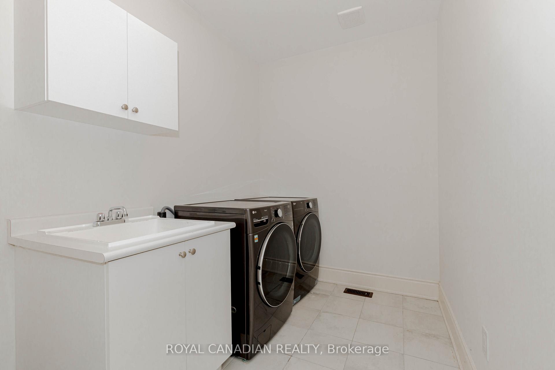Photo 46 of 74 Cattail Crescent, Hamilton, Waterdown — HOMEH