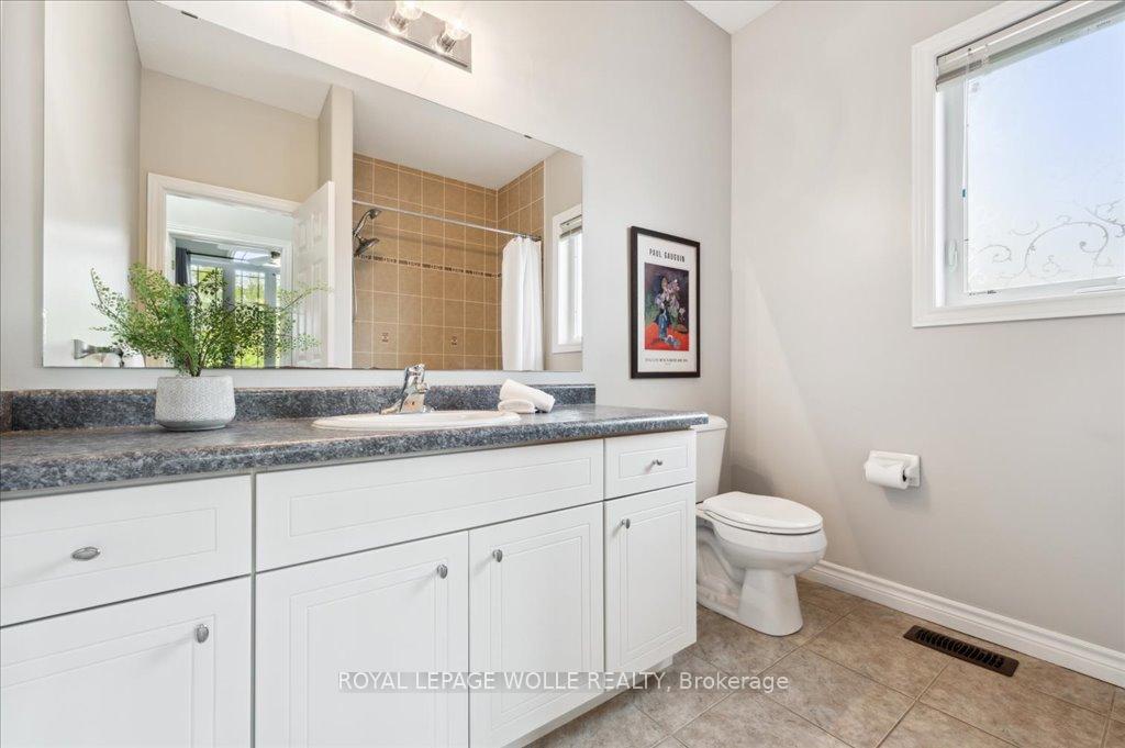 Photo 20 of 504 Country Clair Place, Kitchener — HOMEH