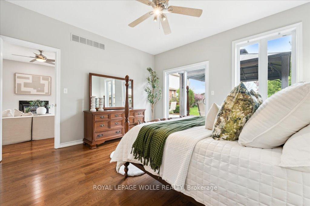 Photo 22 of 504 Country Clair Place, Kitchener — HOMEH
