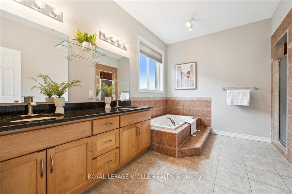 Photo 24 of 504 Country Clair Place, Kitchener — HOMEH