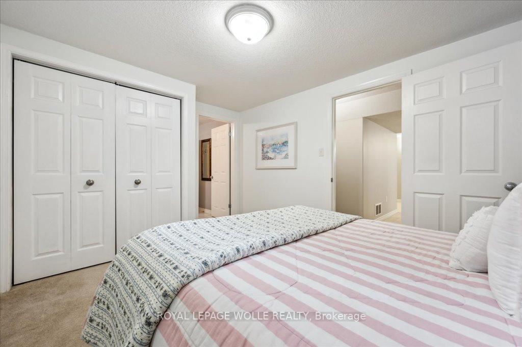 Photo 32 of 504 Country Clair Place, Kitchener — HOMEH