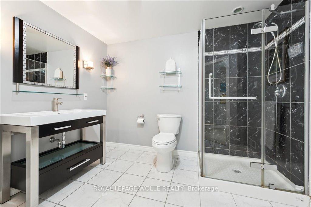 Photo 34 of 504 Country Clair Place, Kitchener — HOMEH
